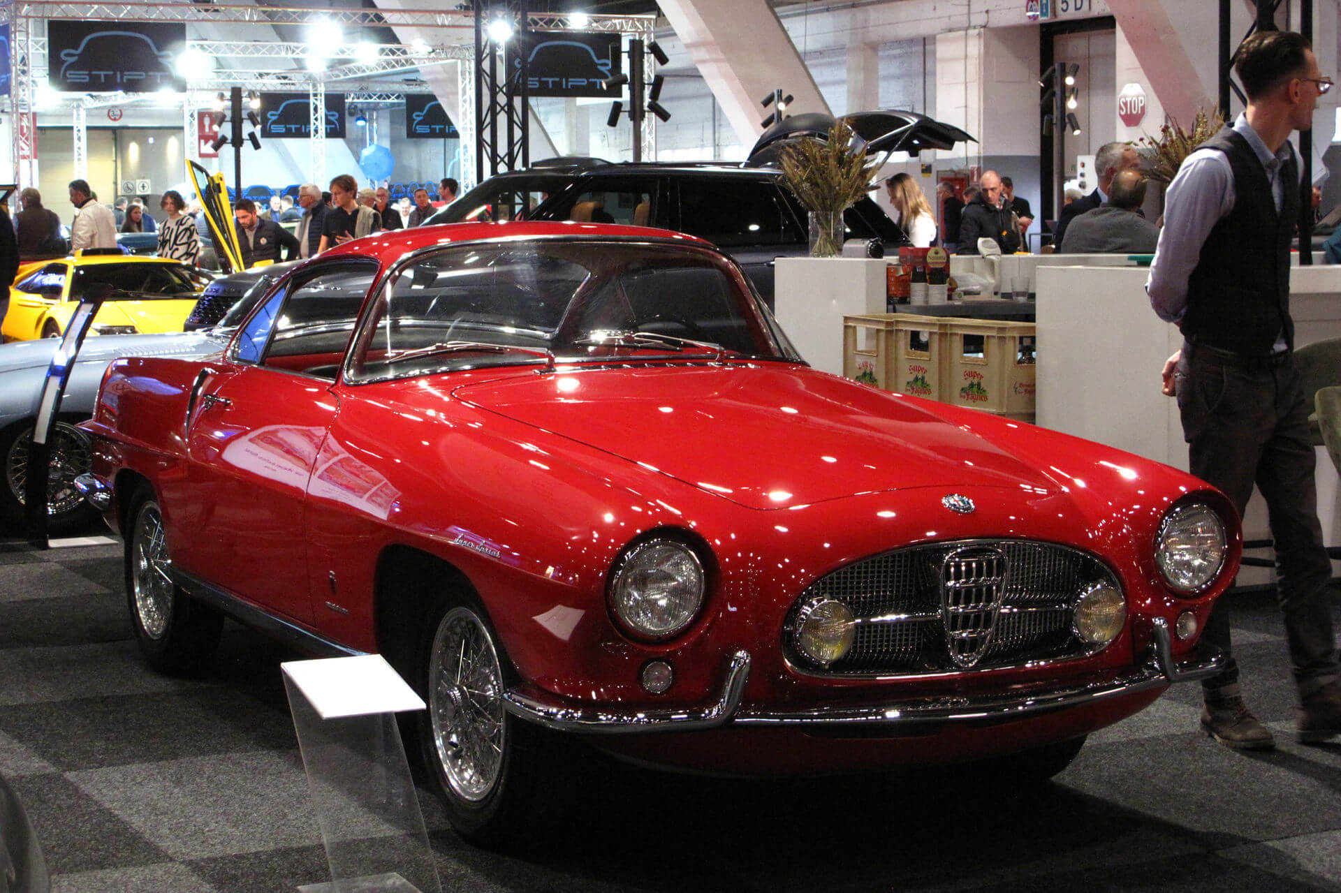 Car image 1