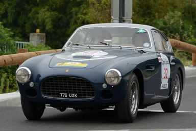 Ferrari 212 Inter Berlinetta "America" Vignale
