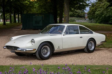 Ferrari 365 GT 2+2