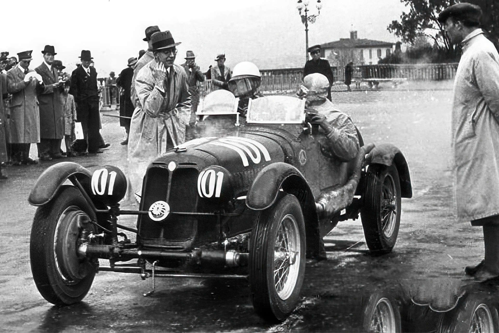 Lurani e Villoresi alla Mille Miglia 1937 (4CS 1100 CN. 1126)
