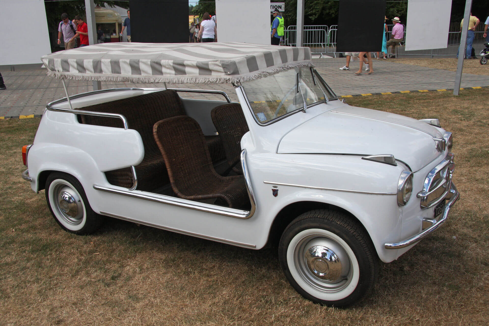 Car image 1