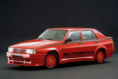 Alfa Romeo 75 Turbo Evoluzione