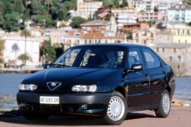 Alfa Romeo 146