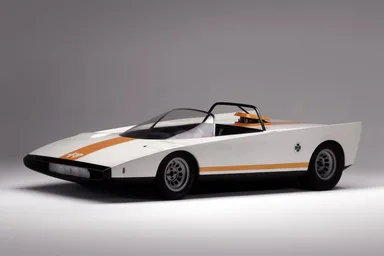 Alfa Romeo 33 Spider "Cuneo" Pininfarina