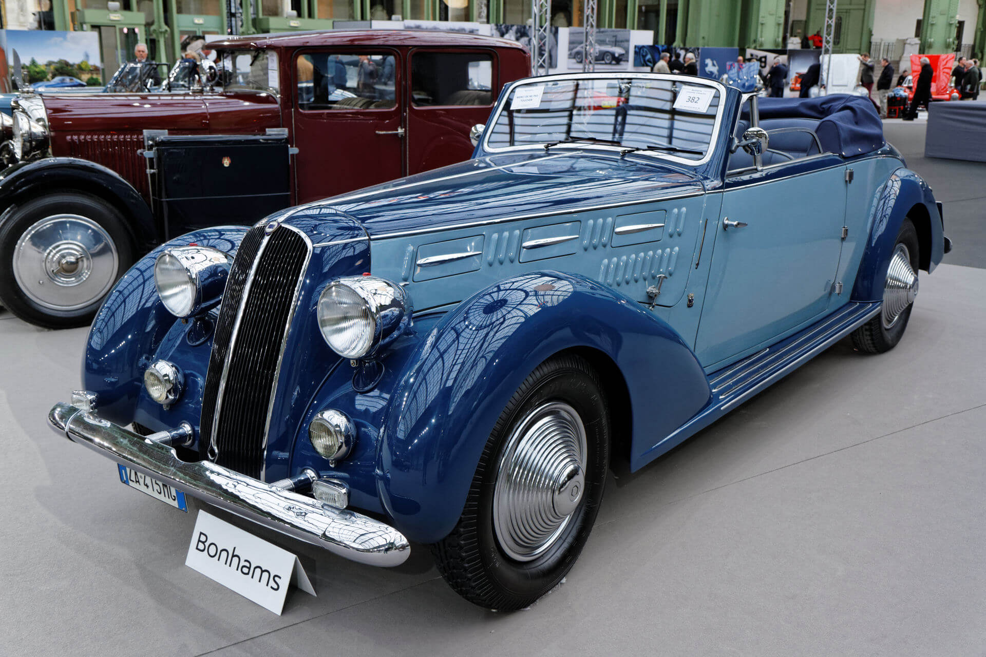 Car image 1