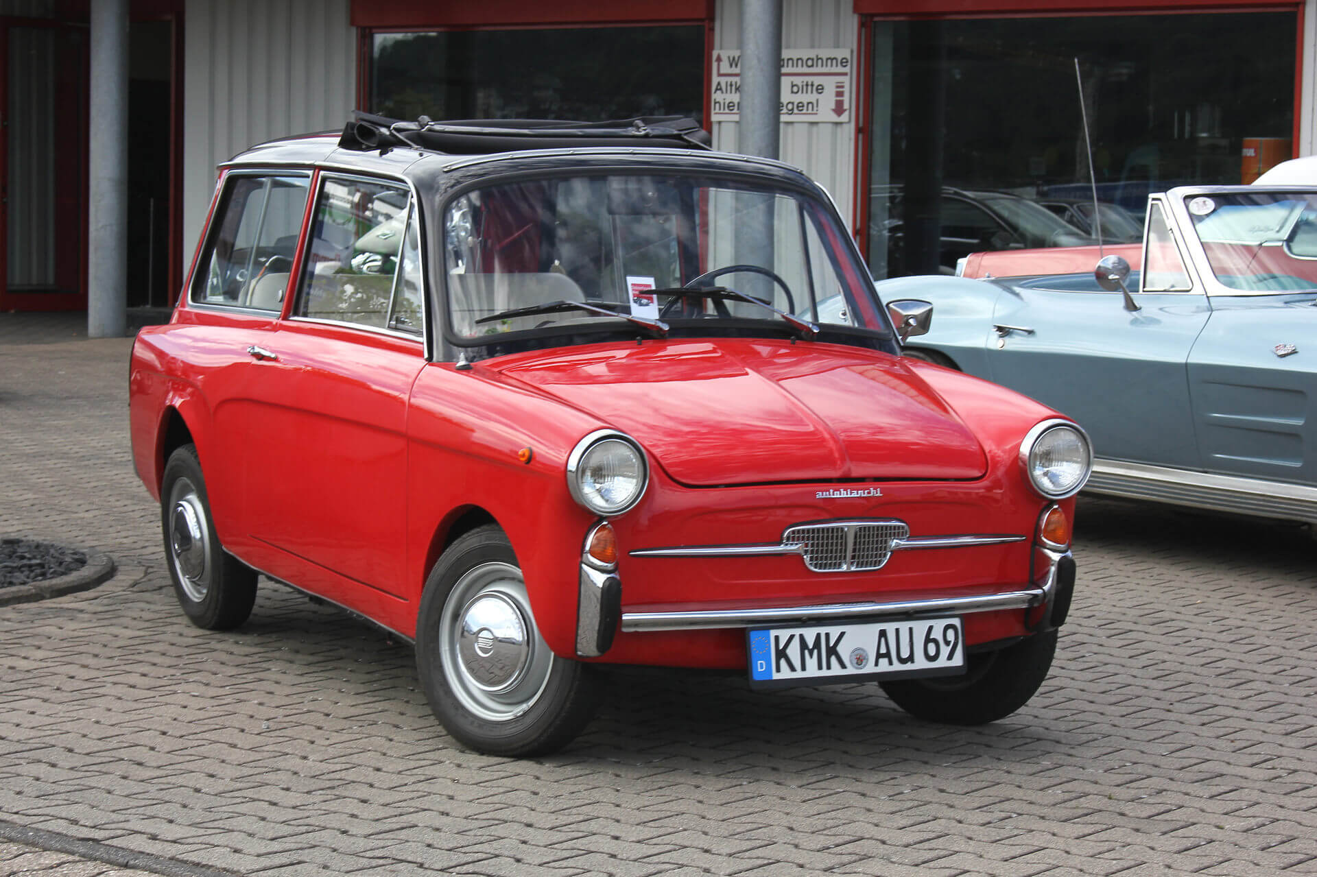 Car image 1