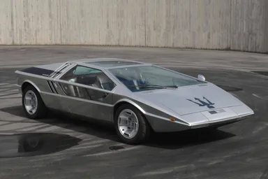 Maserati Boomerang Italdesign