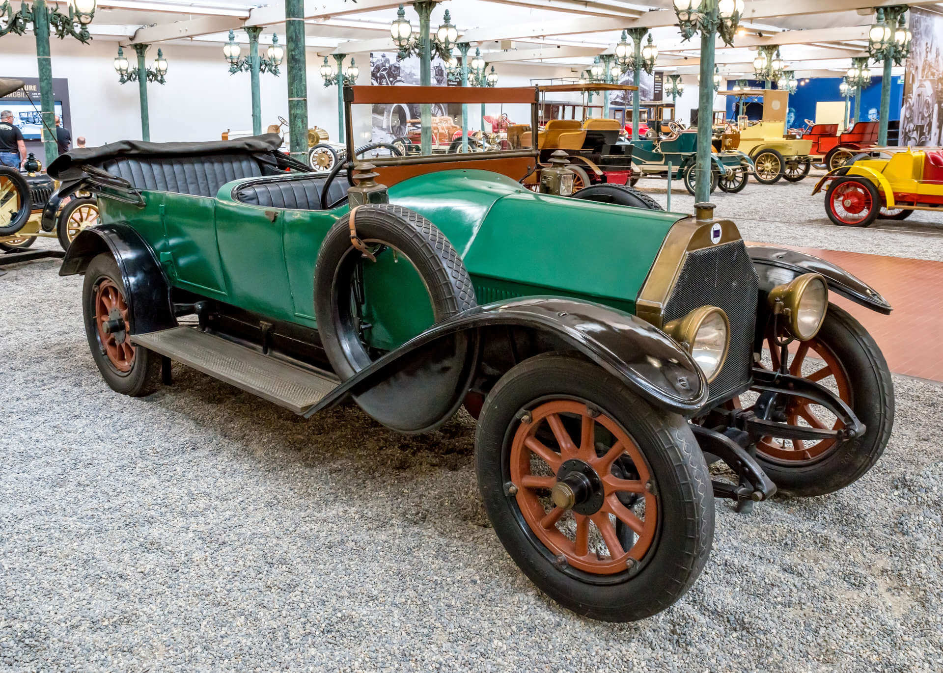 Car image 1