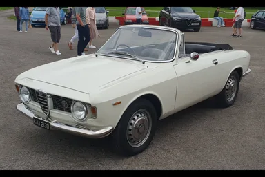 Alfa Romeo Giulia Sprint GTC
