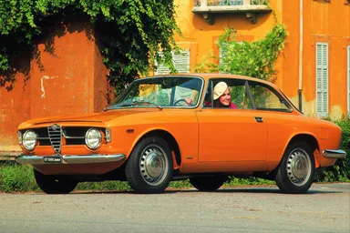 Alfa Romeo GT 1300 Junior