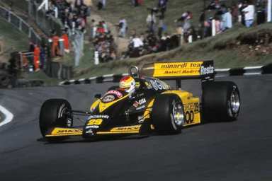 Minardi M185
