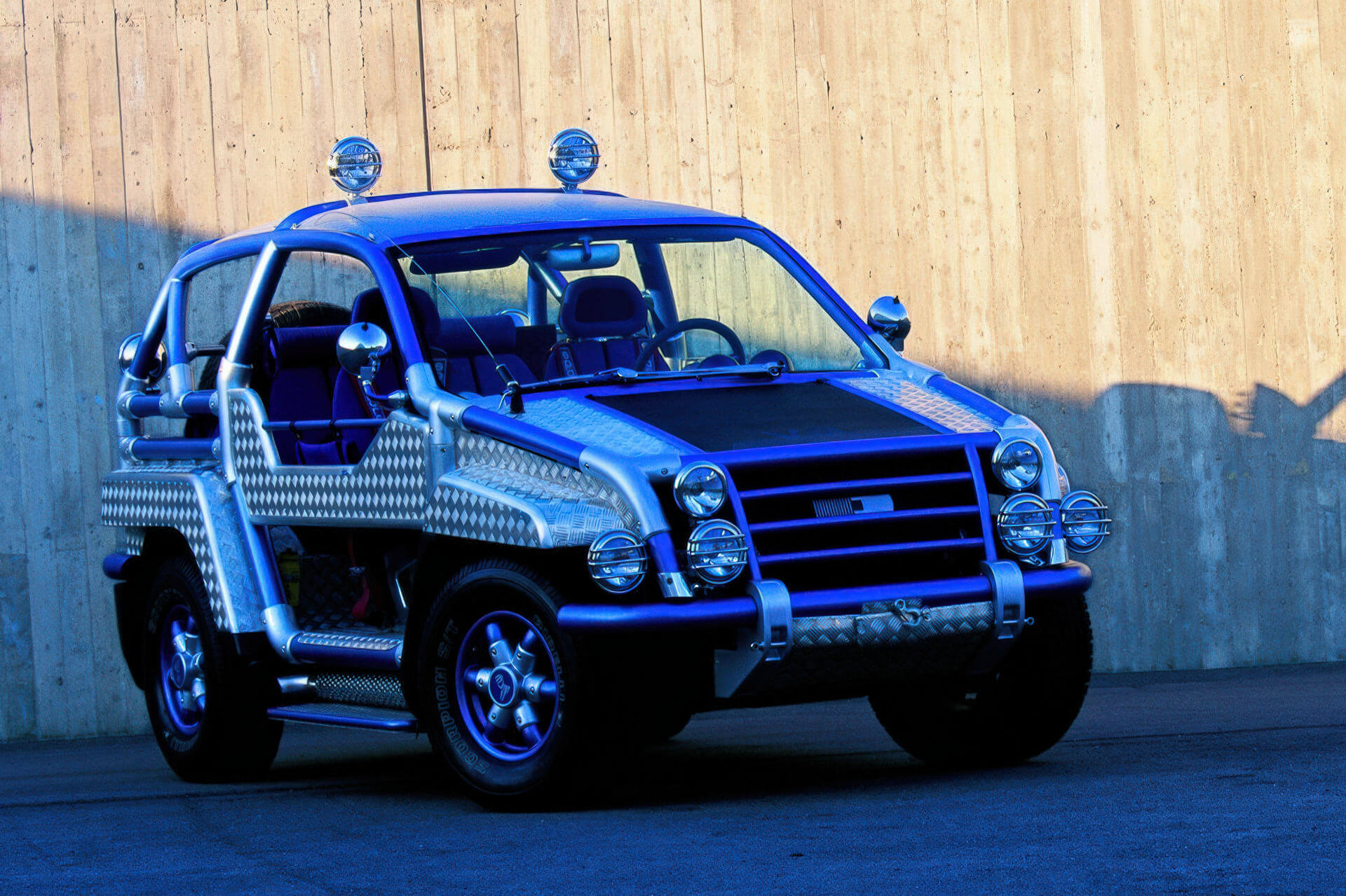 Car image 1